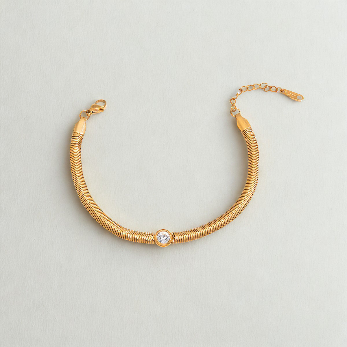 The Bezel Herringbone Bracelet | Halo